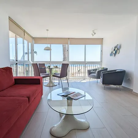 Esmeralda Sea Front
