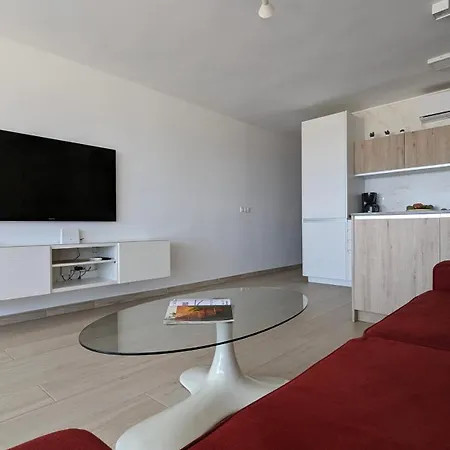 Apartment Esmeralda Sea Front Benidorm