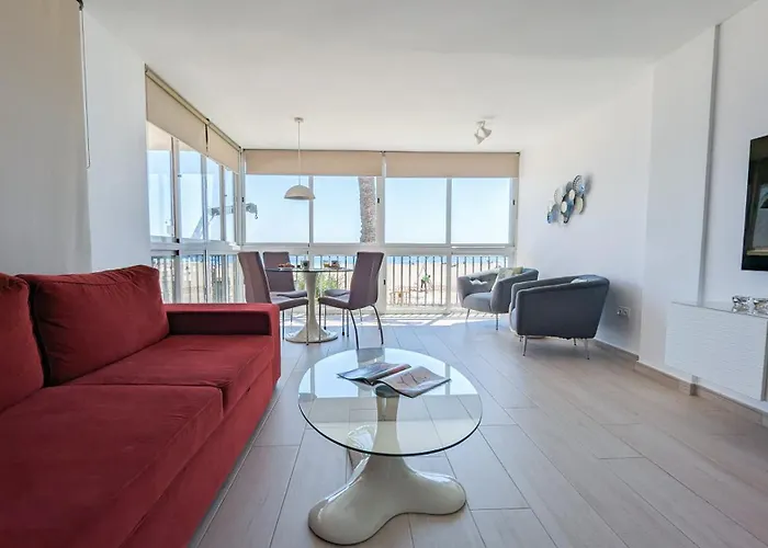 Esmeralda Sea Front